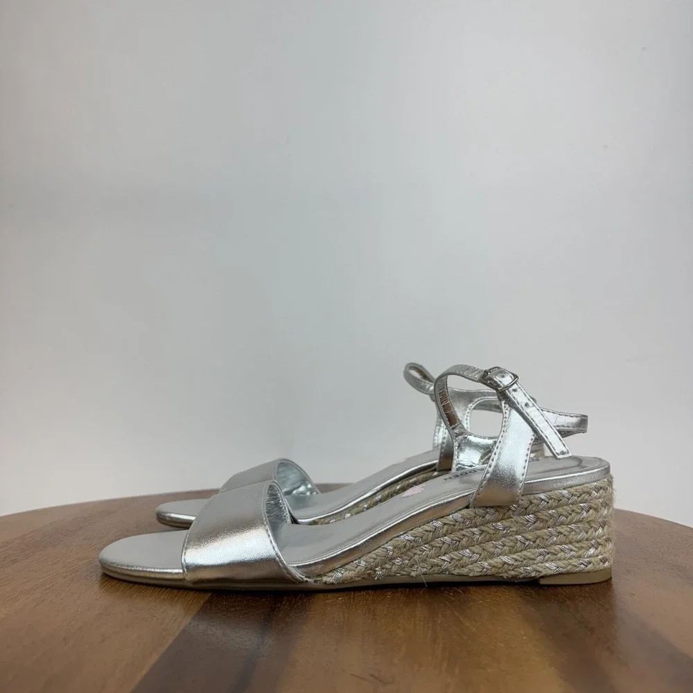 New Big Kids Steve Madden JLastly‎ Silver Espadrille Wedge Sandals Size 5 Y NWOB